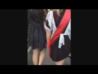 2 schoolgirl showed their butties in astana